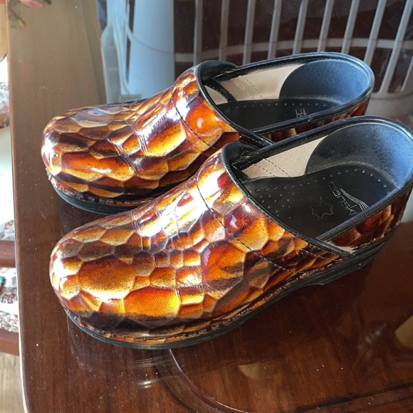 Dansko Clogs - Picture 12 of 13